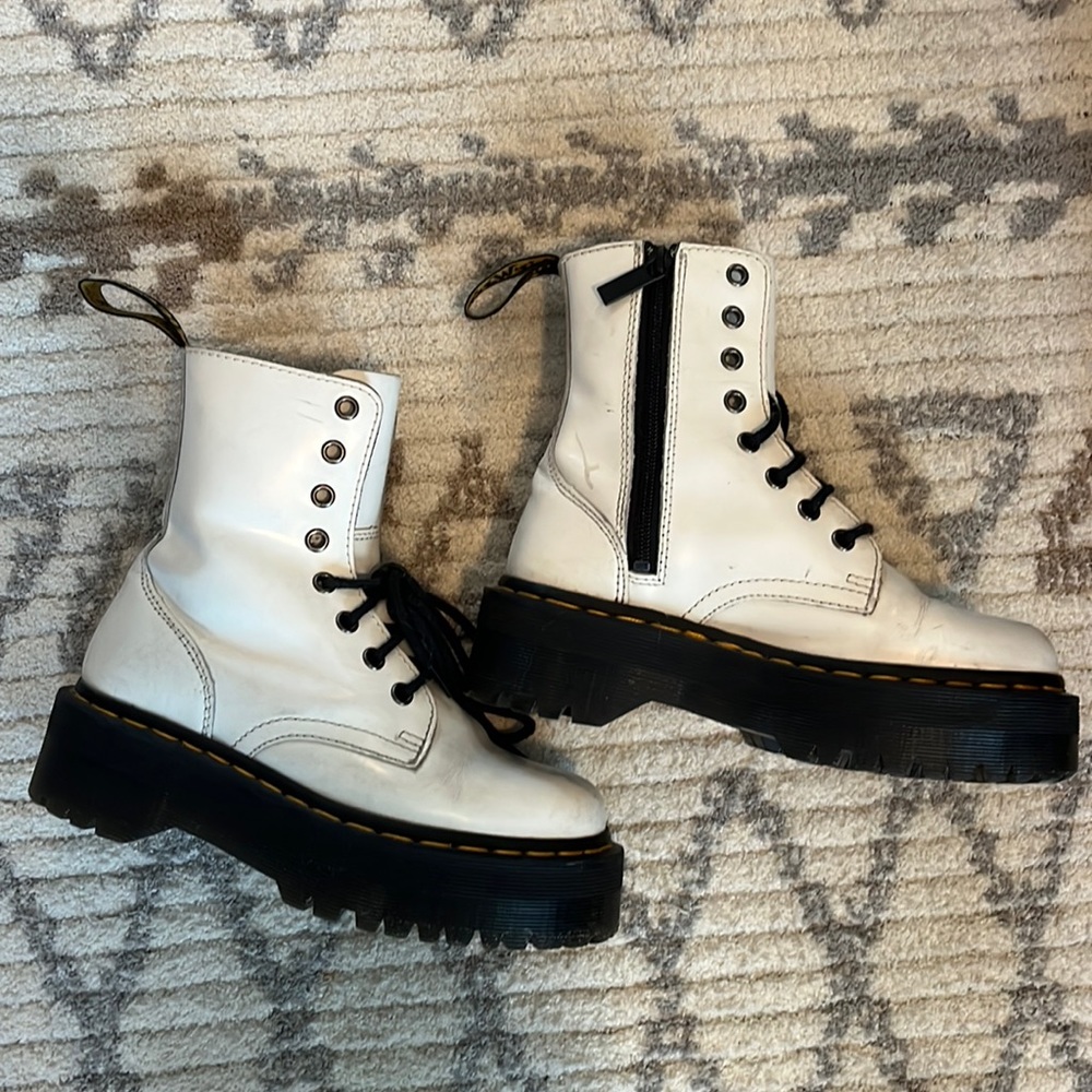 Platform Doc Martens